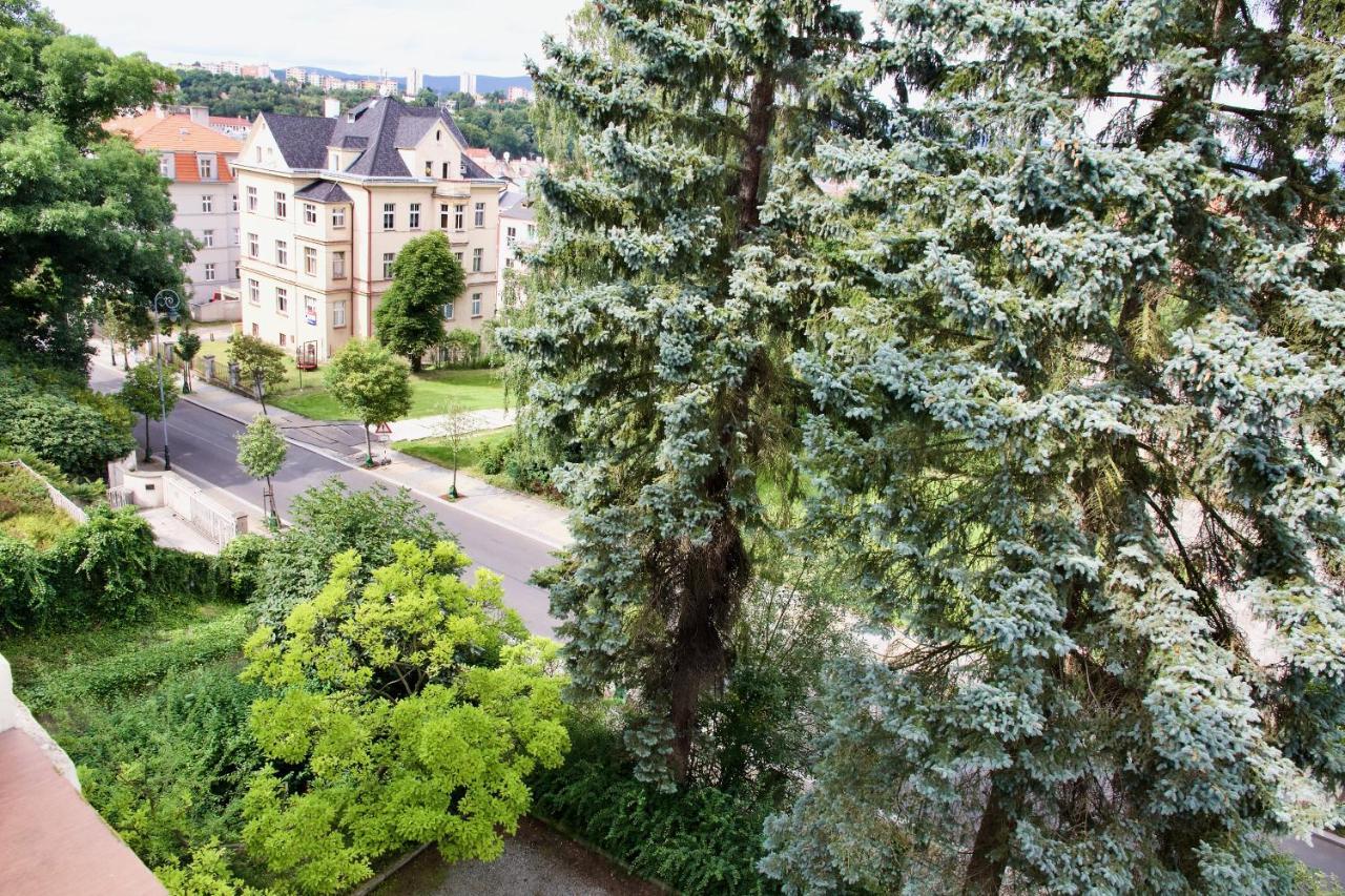 Ubytovani 1204 Na Ulici Krale Jiriho Apartment Karlovy Vary Luaran gambar